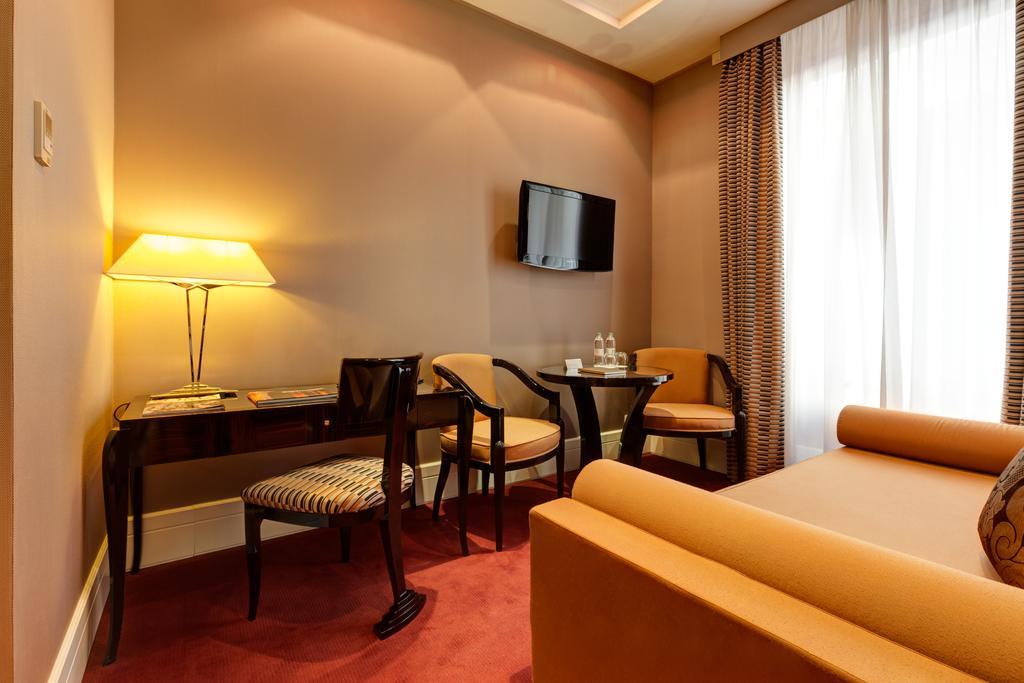 Hotel Grand Via Veneto 5*